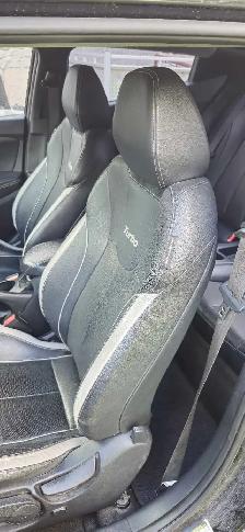 For Sale - 2015 Hyundai Veloster turbo - Photo 9