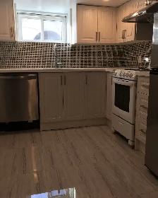 Beautiful Basement Room - Lakeshore / Long Branch - Photo 3