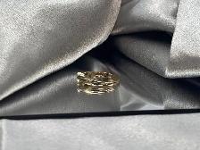 14Kt Two-Tone Gold 0.25ct Diamond Solitaire Ring $1085 - Photo 2