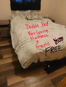 FREE Table and chairs, text 639-382-9960 - Photo 3
