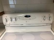 Self Cleaning Convection Stove - Photo 3