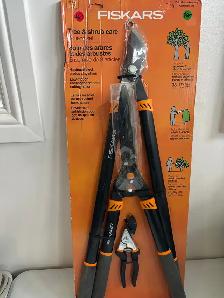 Fiskars Tree & Shrub   Garden Tool Set - Photo 2