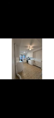 31/2 Upstairs Triplex Heated & Appliances - Photo 8