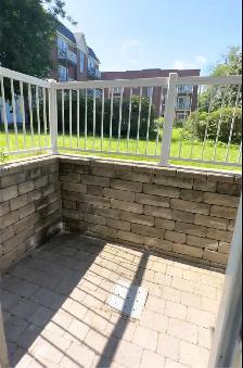 Bright 4 1/2 condo - Ideal location - UdM, HEC, CHU St-Justine - Photo 3