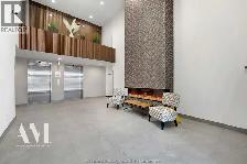 Fully Furnished Luxury 2BR/2BA Top-Floor Condo in LaSalle