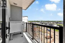 Fully Furnished Luxury 2BR/2BA Top-Floor Condo in LaSalle - Photo 8