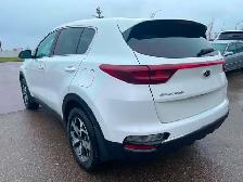 2020 Kia Sportage LX AWD 2.4L – 99,585 KM - Photo 6