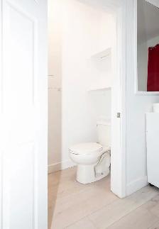 Furnished Studio - DOWNTOWN - Photo 9