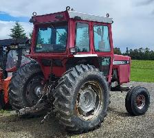 1085 Massey Tractor