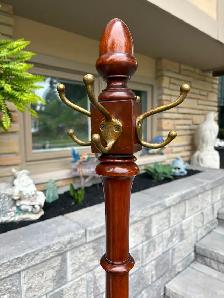 Old Coat Rack - Photo 3
