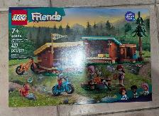 Lego Friends 42624 Adventure Camp Cozy Cabins 437PCS