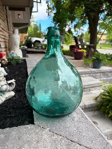 Cute Small Carboy - Photo 2