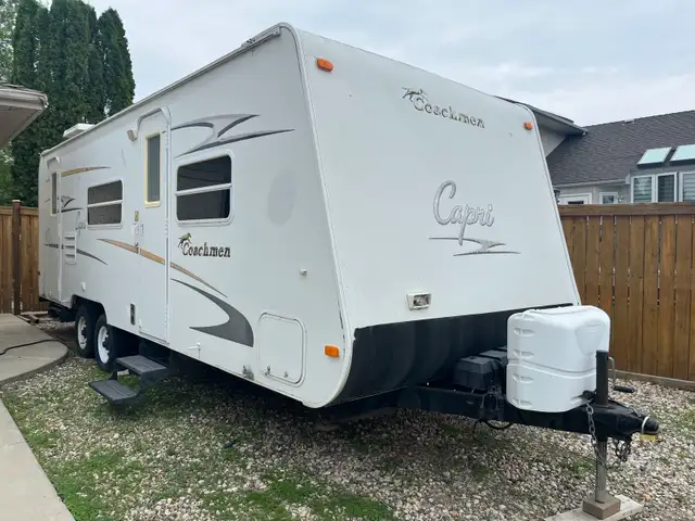 2008 Coachman 270QBS travel trailer