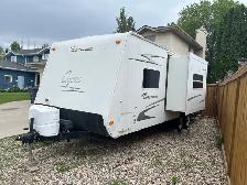 2008 Coachman 270QBS travel trailer - Photo 2