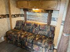 2008 Coachman 270QBS travel trailer - Photo 5