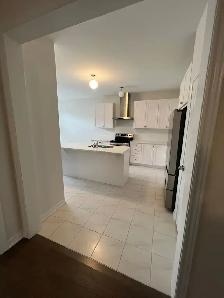 Full house for rent in Shelburne Ontario - Photo 7