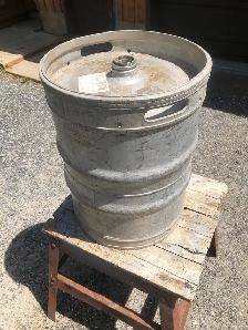 Beer Kegs - Photo 3