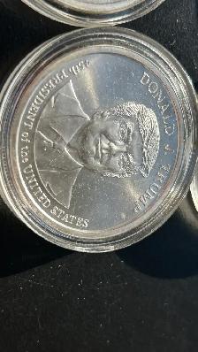 5 troy ounces, Donald Trump,  pure .999% silver coins - Photo 9