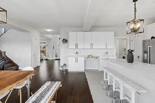 Stunning 4 Bdrm  London NORTH  WHOLE HOME Rental  Aug 1st - Photo 13