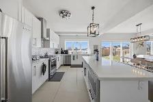 Stunning 4 Bdrm  London NORTH  WHOLE HOME Rental  Aug 1st - Photo 17