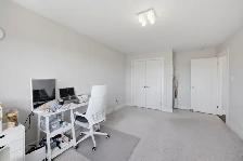 Stunning 4 Bdrm  London NORTH  WHOLE HOME Rental  Aug 1st - Photo 29