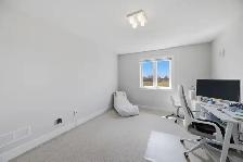 Stunning 4 Bdrm  London NORTH  WHOLE HOME Rental  Aug 1st - Photo 30