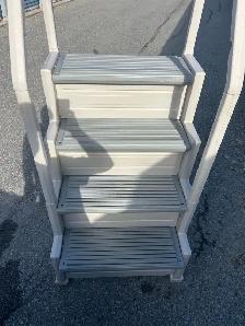 above ground pool stairs - Photo 2