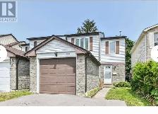 Toronto upper level Masterroom w/ own bath, washer for rent, - Photo 7