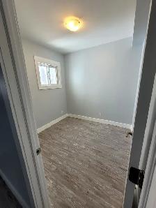 All-Inclusive 3-Bed Main Floor Unit in the Heart of Bobcaygeon - Photo 9