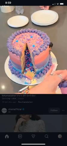 Candy cake , buttercream cake with candies in the middle - Photo 4