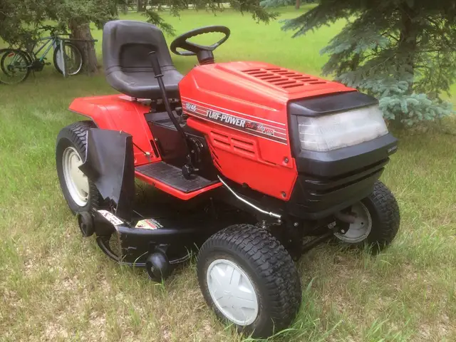 Lawn and Garden Tractor