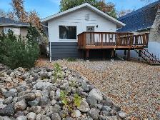Cozy 2-Bedroom Main Floor Suite - $1900/MTH (UTILITES INCLUDED) - Photo 10