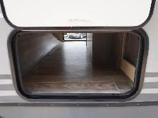 2021 Gulf Stream Grand River BUNKHOUSE DOUBLE SLIDEOUT DOUBLE EN - Photo 2