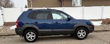 2009 Hyundai Tucson GLS PKG - AUTO - AWD - V6 –