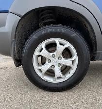 2009 Hyundai Tucson GLS PKG - AUTO - AWD - V6 – - Photo 2