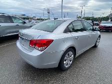 2016 Chevrolet Cruze Limited 1LT TURBO | LED DAYTIME RUNNING... - Photo 3