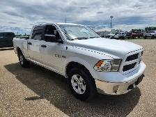 2018 Ram 1500 Crew Cab 4X4 SLT 5.7L - Rebuilt Title - Photo 3