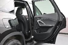 2025 BMW X1 XDRIVE AWD | HEATED SEATS | BACKUP CAMERA | LEATHER - Photo 28