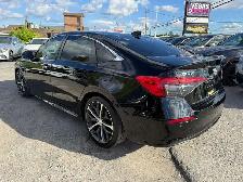 2022 Honda Civic Touring - Photo 4