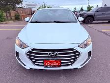 2017 Hyundai Elantra 4dr Sedan Automatic LE - Photo 2