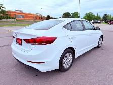 2017 Hyundai Elantra 4dr Sedan Automatic LE - Photo 8