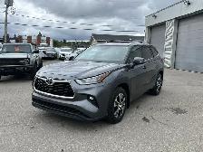 2022 Toyota Highlander XLE V6 AWD/NAVI APPLE CARPLAY/B-CAM/SUNRO - Photo 3