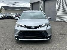 2022 Toyota Sienna LE HYBRID AWD/NAVIGATION/BACK UPCAM/8.PASS/FI - Photo 9
