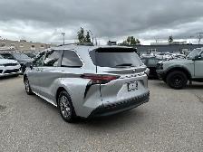 2022 Toyota Sienna LE HYBRID AWD/NAVIGATION/BACK UPCAM/8.PASS/FI - Photo 16