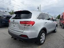 2017 KIA Sorento LX - Photo 4