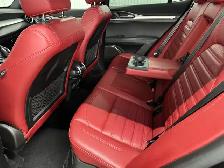 Alfa Romeo Stelvio Veloce AWD 2022 à vendre - Photo 17