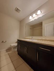 Brampton 4 Bedroom House for Rent in Mount Pleasant North - Photo 10