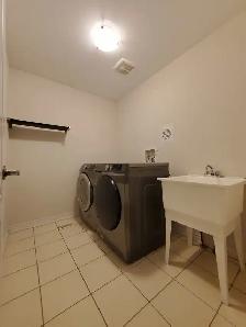Brampton 4 Bedroom House for Rent in Mount Pleasant North - Photo 11