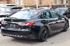 2025 Toyota Camry SE CVT hybrid - Photo 2