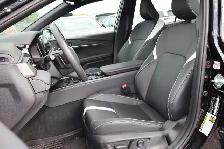 2025 Toyota Camry SE CVT hybrid - Photo 17